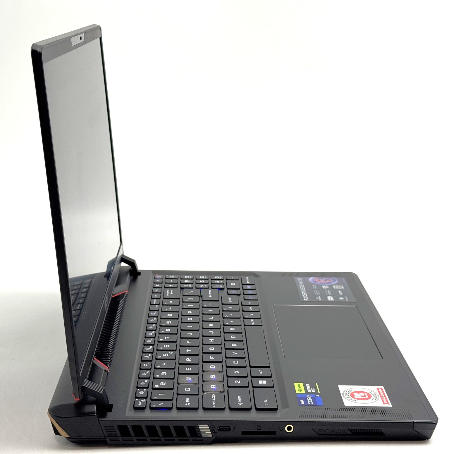 MSI Raider GE68HX 13VF-062US - FHD+ - i9-13950HX - 32GB RAM - RTX 4060 - 1TB SSD gallery