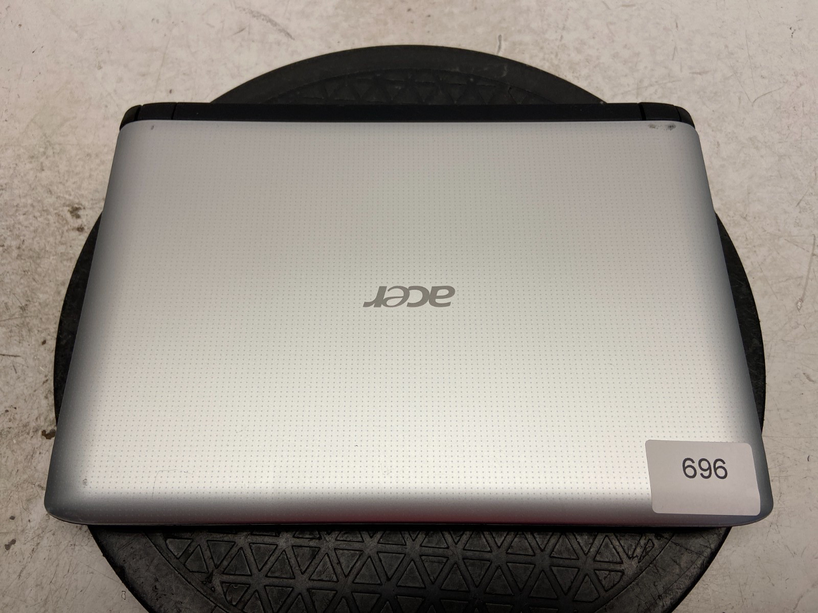 Acer Aspire One Intel Atom N450 1.66GHz 1 GB NO HDD gallery