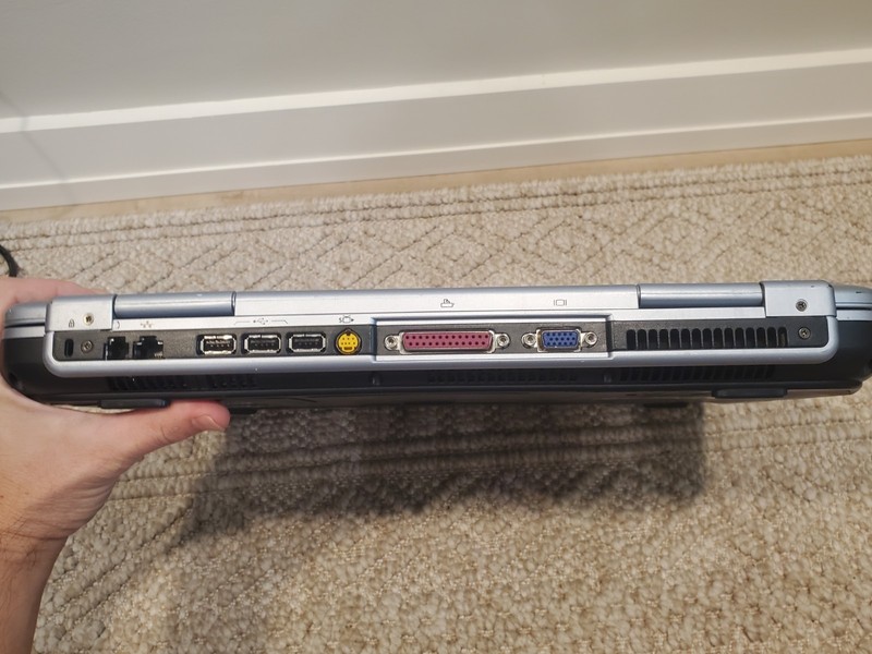 HP Pavilion ZD7000 17in Intel P4 3GHz 512mb 40GB - Powers On - *PARTS OR REPAIR gallery