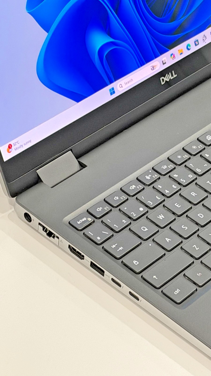Dell Precision 7680/I9-13950HX/32GB/1TB SSD/RTX 2000 Ada 8GB/16" OLED 4K Touch gallery