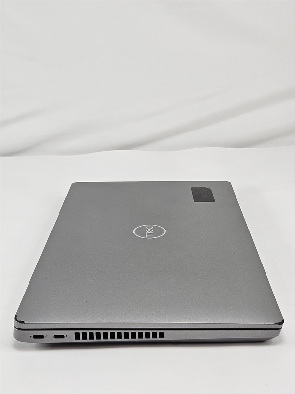Dell 14" Latitude 5431 P137G 8GB RAM 256GB SSD Intel Core i7-1270P Gray Win11 gallery