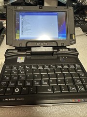 Fujitsu Lifebook U810 with Windows Vista OS