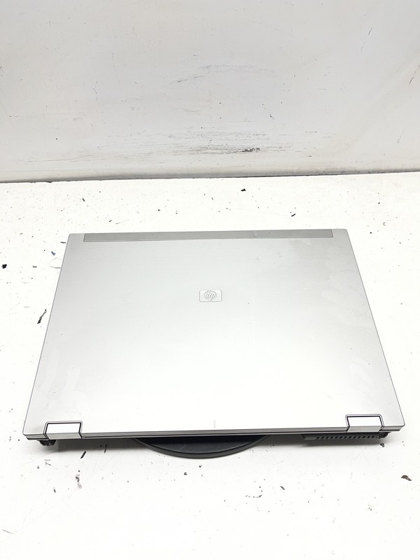 HP EliteBook 8730w Intel Core Duo T9600 2.8GHz 2GB NO HDD gallery
