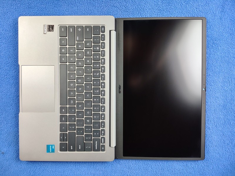 ASUS CX14 14" FHD Celeron N4500 4GB 64G eMMC Chromebook CX1405CKA-CL464 gallery