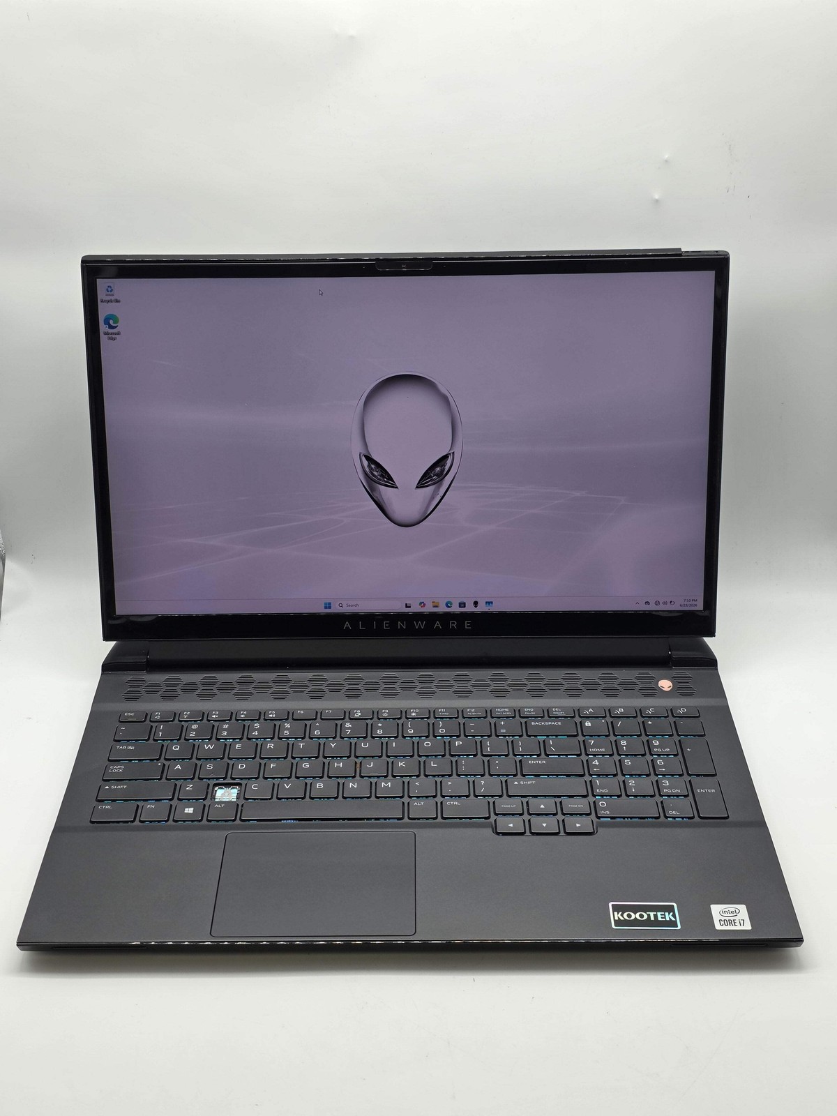 Dell Alienware m17 R3 17.3" i7-10750H RX 5500M 16GB 256GB SSD For Parts gallery