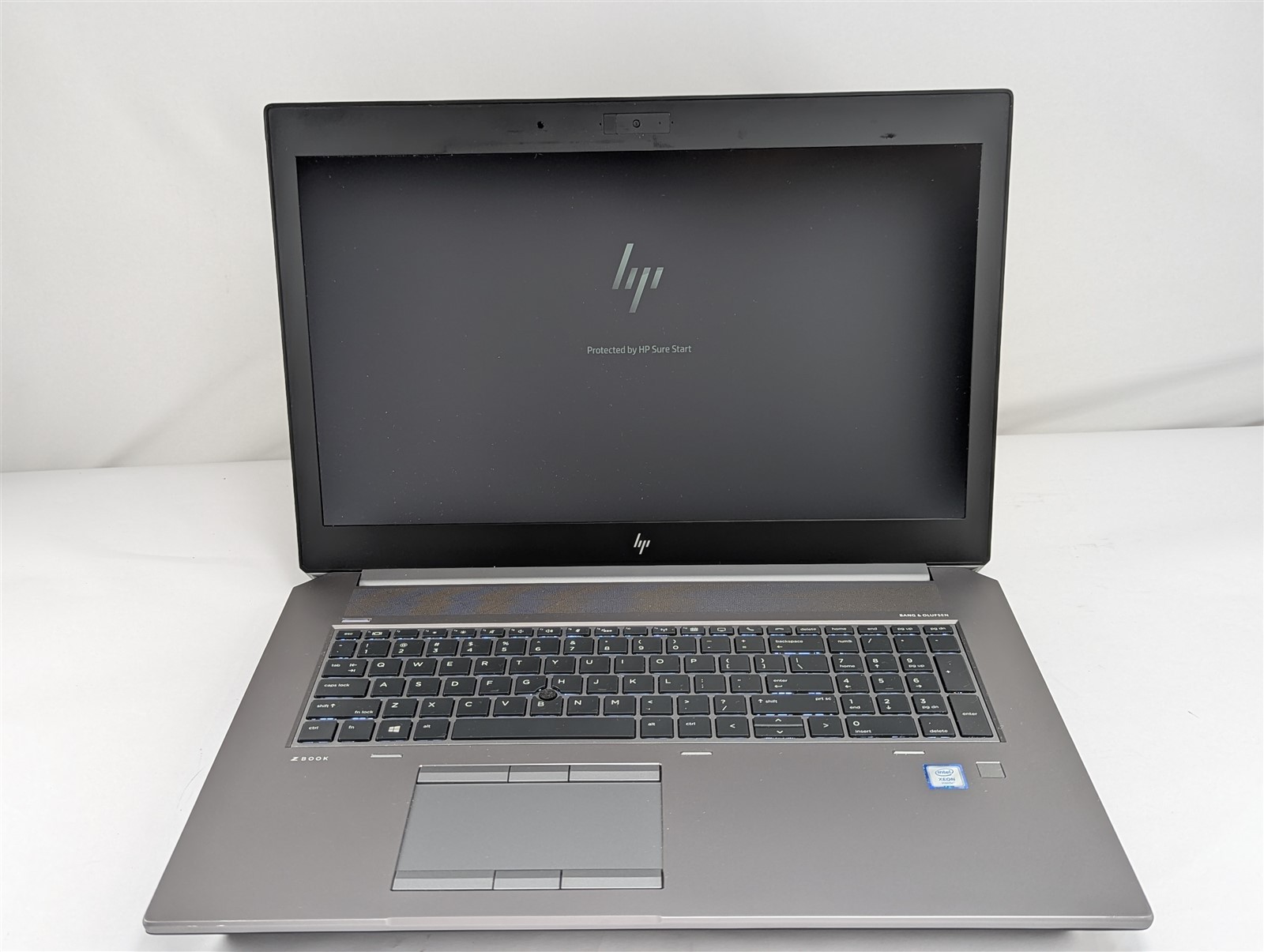 HP ZBook 17 G5 2018 17.3” Xeon E-2176M 2.7GHz 32GB RAM 512GB SSD Quadro P4200 gallery