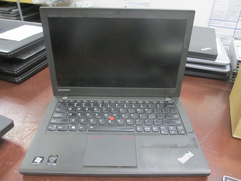 Lenovo ThinkPad X240 i7 4600U 2.10Ghz 8GB Laptop [NO HDD/OS/AC] BAD BATTERY
