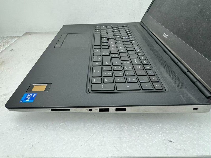 Dell Precision 7760 Intel i7-11850H@2.5Ghz 32GB RAM 1TB RTX A3000 gallery