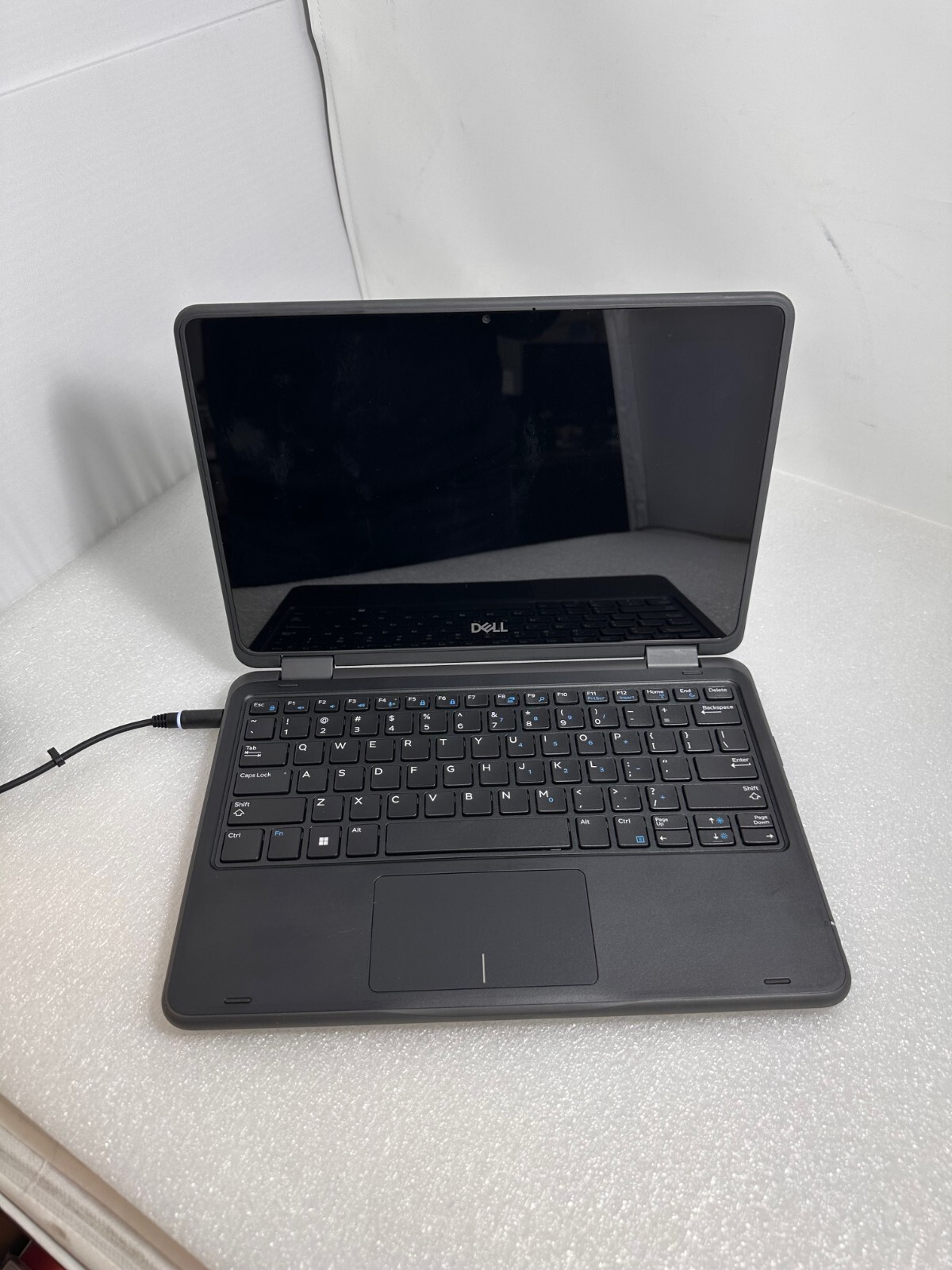 Dell Latitude 3190 Laptop 2-in-1 Intel Pentium N5000 128GB 4GB DDR4 11.6" gallery