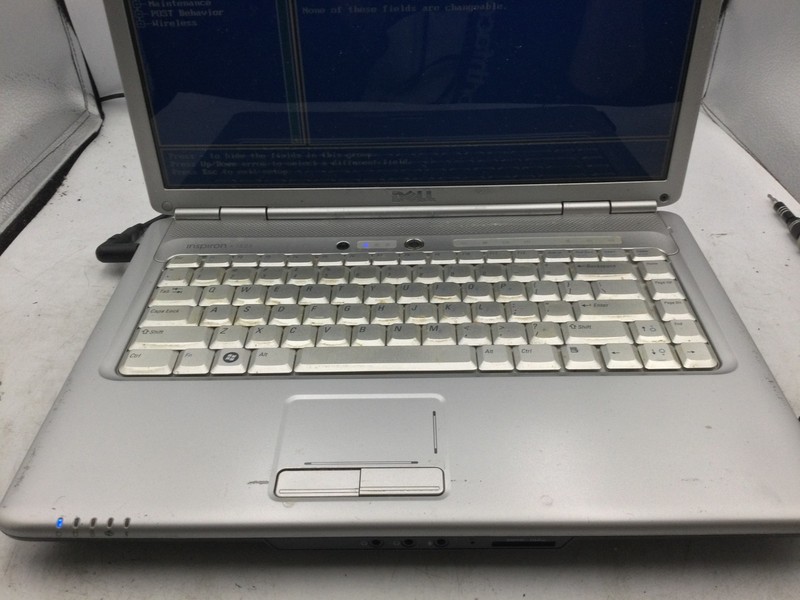 DELL INSPIRON 1720 - BOOTS TO BIOS - INTEL CORE 2 DUO - 512MB RAM -READ DESC- BB gallery