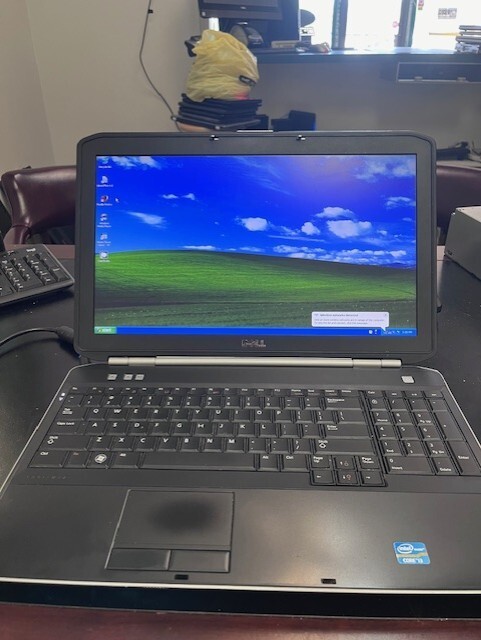 Nice! Dell Laptop Windows XP Pro, 15", I3 2.2, 128GB SSD, 4 GB, Battery and AC gallery