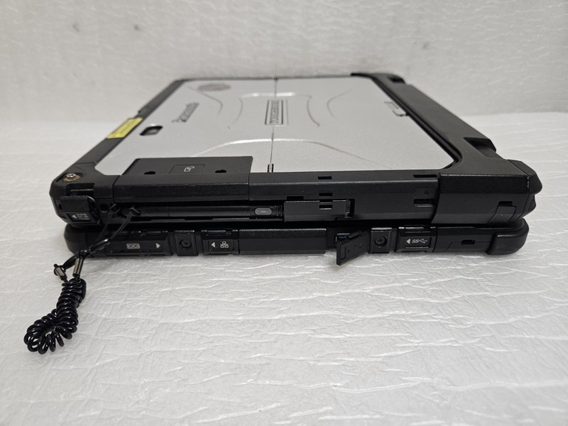 Panasonic Toughbook CF33 Intel I5 7600U 16GB RAM, Win11 Pro, No Hdd 0% Batt Life gallery