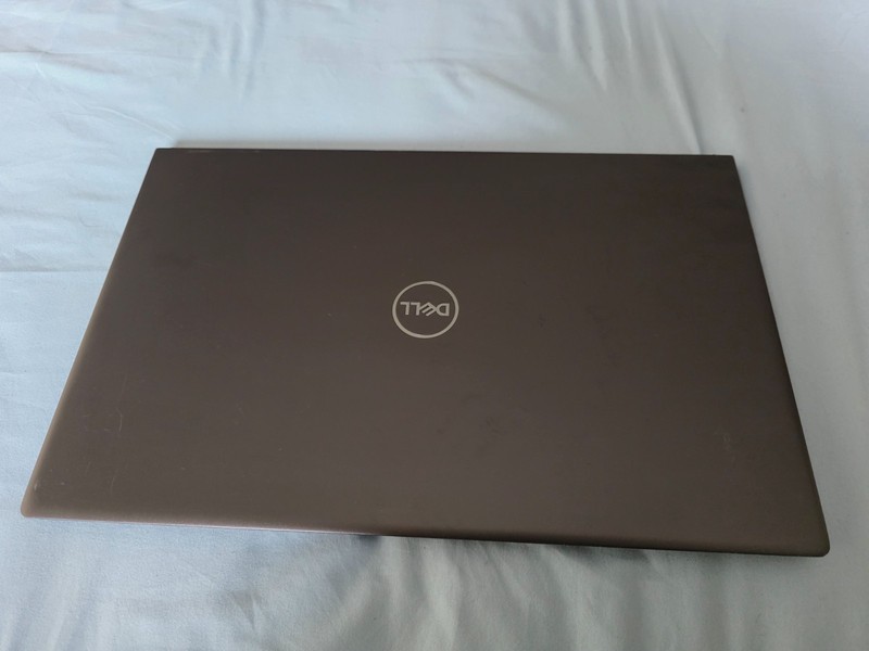 Dell vostro 7510 I7 11800H ,Nvdia RTX 3050, 16 Gb Ram laptop gallery