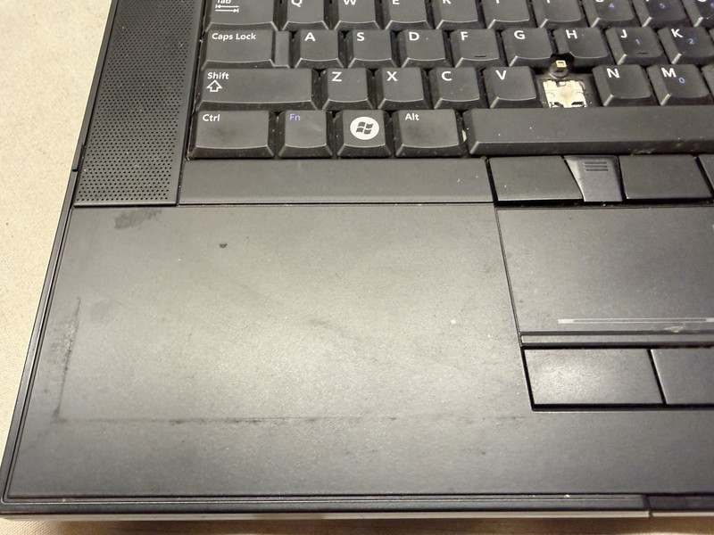 Dell Latitude E6500 Laptop Computer - Powers On ~ For Parts/Repair AS IS gallery
