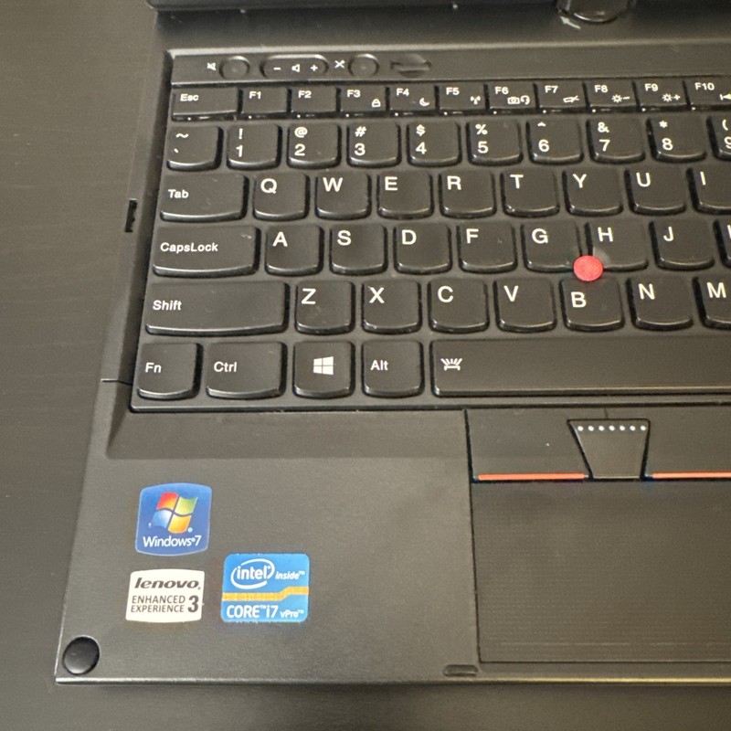 Lenovo ThinkPad X230 | i7 | 1TB SSD | Linux Mint | 8B RAM | Kingsener Battery gallery