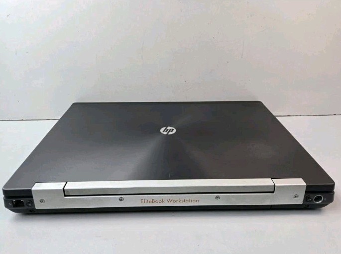HP EliteBook 8570w I7 3.7GHz, 32GB RAM, 256GB SSD + 1TB HDD 1080p Windows 11 Pro gallery