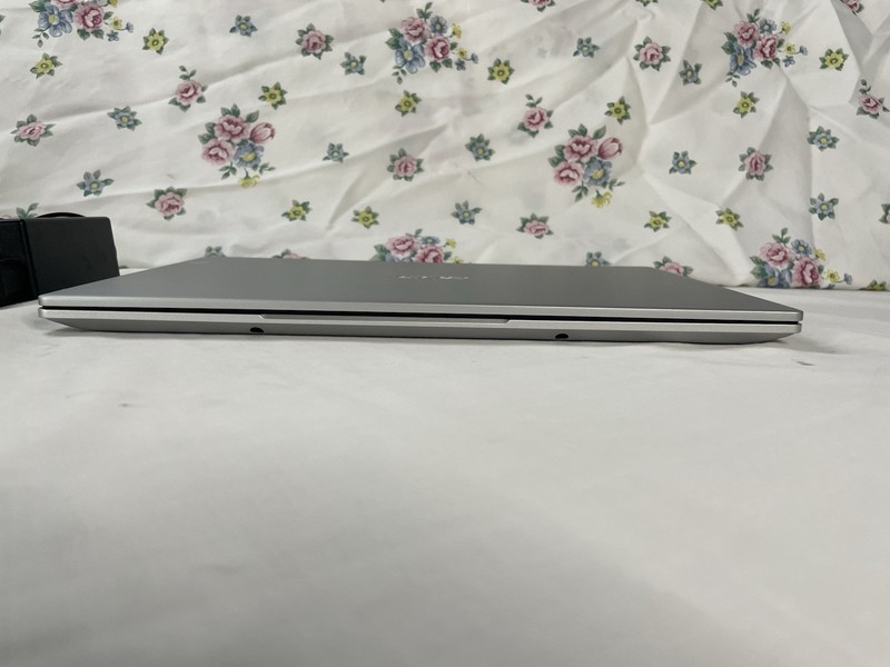 Acer Swift 3 SF314-42 8gb- 512gb SSD Ryzen 7 4700u 14" Great Battery gallery