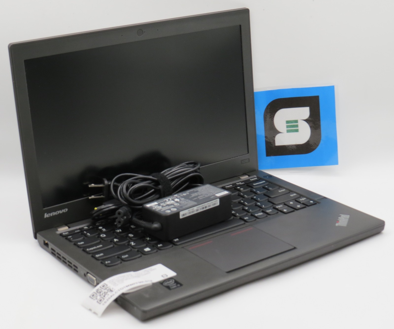Lenovo ThinkPad X240 i3-4010U @ 1.7 2GB DDR3 298GB 12" display No OS gallery