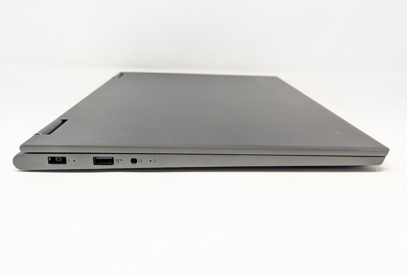 Lenovo YOGA 730-15IKB - Intel Core i7-8550U 1.8 GHz 8GB DDR4 RAM 256GB SSD No OS gallery