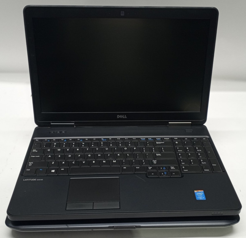 Lot of 2 Dell Latitude E5530/E5540 i3&i5-3rd&4th Gens 4GB RAM No HDD/OS MC581! gallery