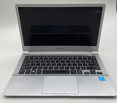 Samsung Notebook 9 13.3″ Pentium 4405U 2.1GHz 128GB SSD 4GB DDR3 Silver Laptop C
