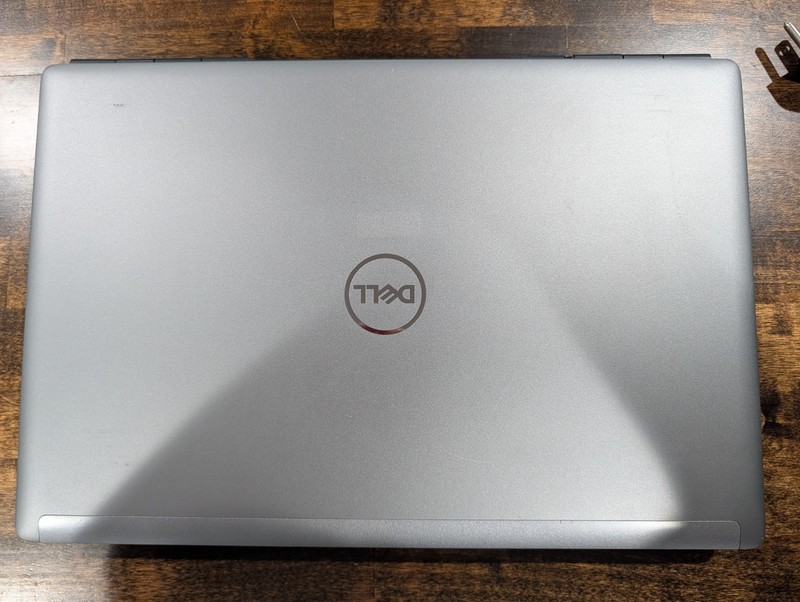 Dell Precision 7550 i7-10750H 2.60GHZ, 256GB SD 16GB NVidia T2000 WCamW11 Cord gallery