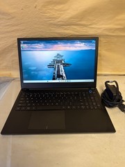 System76 Pangolin Ryzen 7 6800U 2.7Ghz 32GB RAM 1TB NVMe Win11P