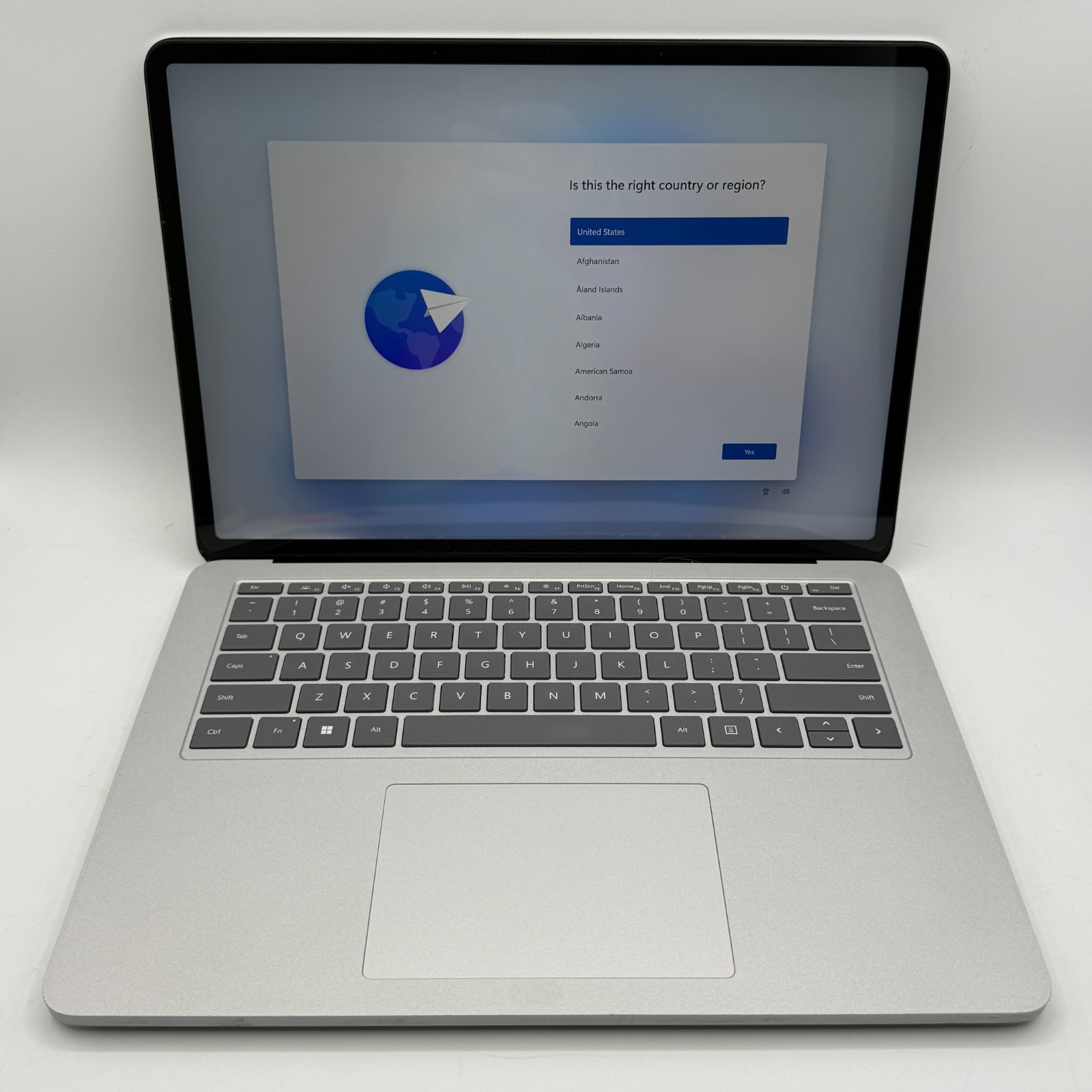 Microsoft Surface Laptop Studio 14.4" i7-11370H 32GB RAM 512GB SSD RTX A2000 gallery
