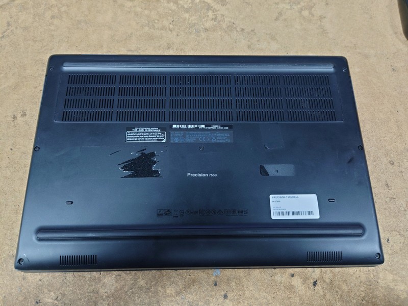 Dell Precision 7530 15.6" FHD i7-8750H 16GB RAM 256GB SSD Quadro P2000 No OS gallery