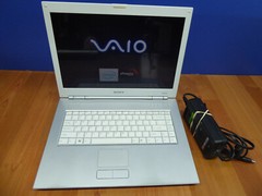 SONY VAIO VGN-N130G PCG-7T1L 15.4″ LAPTOP CORE DUO T2050 1.6GHz 3GB 80GB w/ PA
