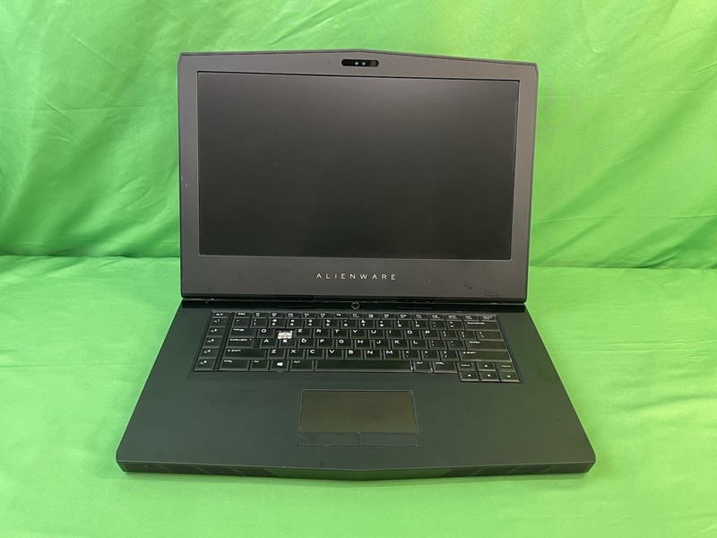Alienware 15 R3 i5-7300HQ 2.5GHz 16GB RAM 1TB HDD 500GB SSD Nvidia GTX 1060 READ gallery
