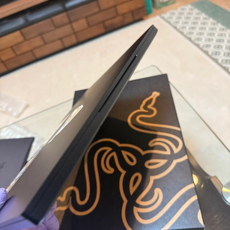 Razer Blade Stealth 13 Gaming Laptop i7-1165G7 GTX1650Ti 16GB SSD512GB 120Hz JP gallery