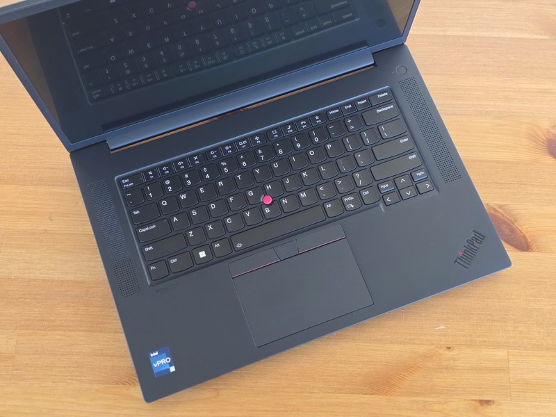 Lenovo ThinkPad P1 Gen 6 i7-13800H 16" 3840x2400 4K OLED NVIDIA RTX 2000 Ada PS gallery