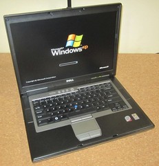 PERFECT++ !! NO BLEMISHES Dell D830 T9300 4gb 15.4 NEW SSD NEW BAT DVD/RW Serial