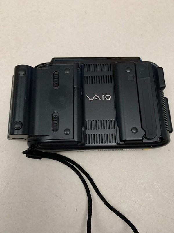 Sony VAIO 4.5-inch Micro Laptop 1GB RAM 30 GB HD (VGN-UX280P) gallery