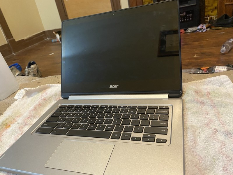 Acer Chromebook R13 13.3" Touchscreen 4GB 32GB eMMC Celeron Chrome OS gallery
