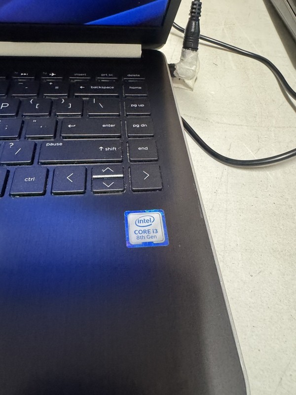 HP 14-df0xxx i3-8130U 12GB 256GB SSD Win11 Pro No Charger 4 Keys Bad gallery