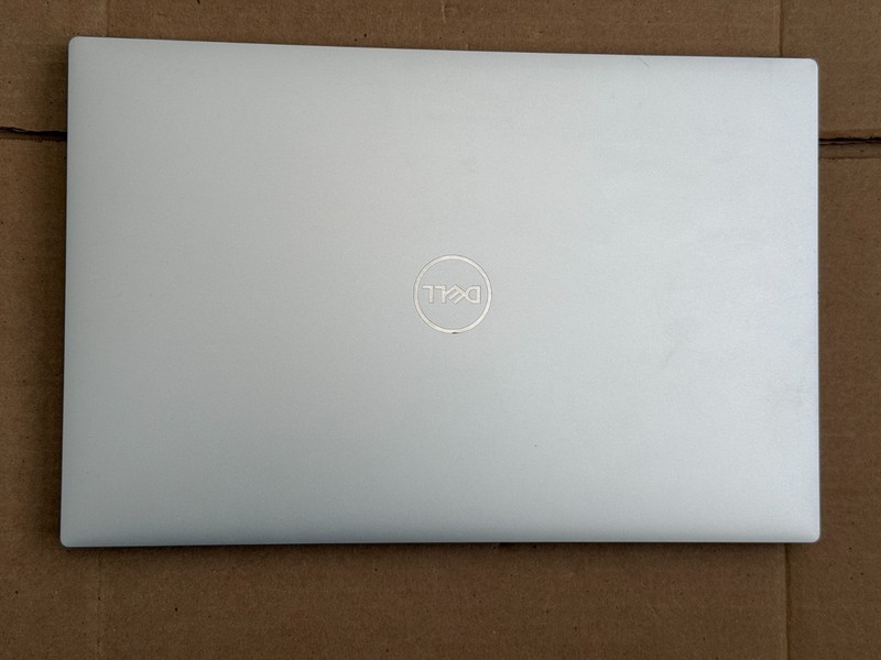 Dell Xps 9530 i9-13900h 32gb DDR5 Ram 4070 RTX GPU 1TB SSD 15.6" OLED 3.5K W11 gallery