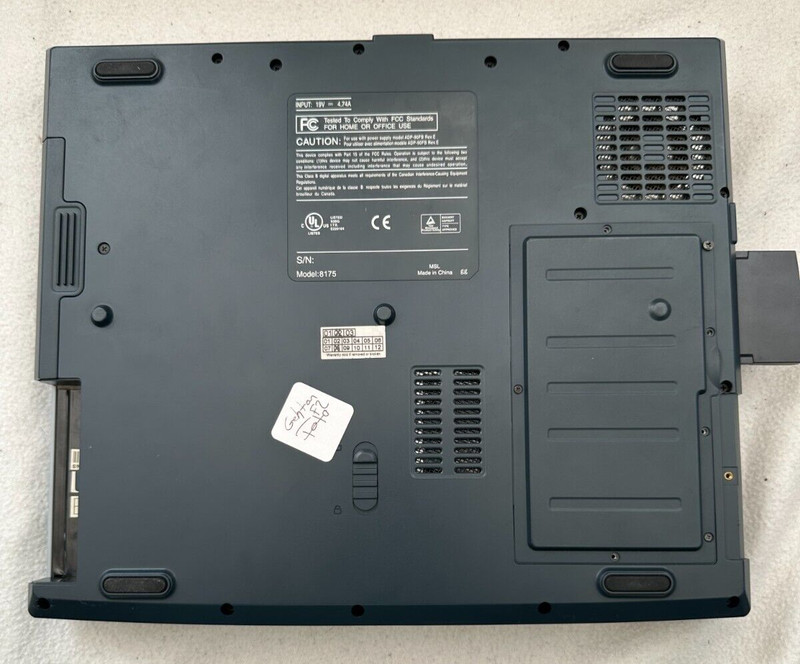 Sarasota MSL 8175 Intel Pentium 4 524MB RAM No HDD Retro Laptop gallery