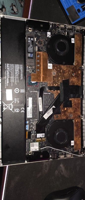 Razer Blade 15 Advanced 15.6" Laptop | i7-9750H, 16GB, 512GB, RTX2070 **READ** gallery