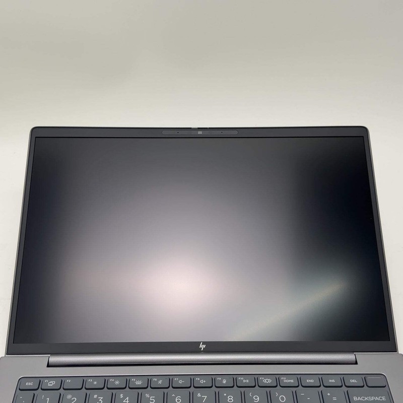 HP Zbook 8 HSN-I62C-4 14" 2.1GHz 16GB RAM 512GB SSD gallery