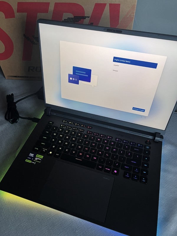 ASUS ROG Strix G16 (2025) Gaming Laptop RTX 5070 Ti gallery