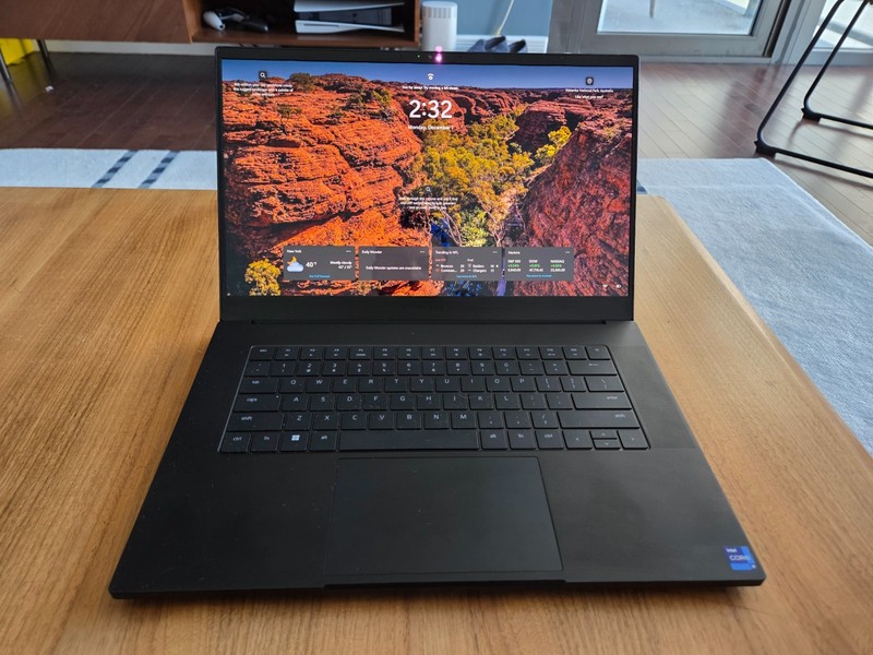 Razer Blade 15.6" (1TB SSD, Intel Core i9 12th Gen., 5.00 GHz, 16GB) Gaming... gallery