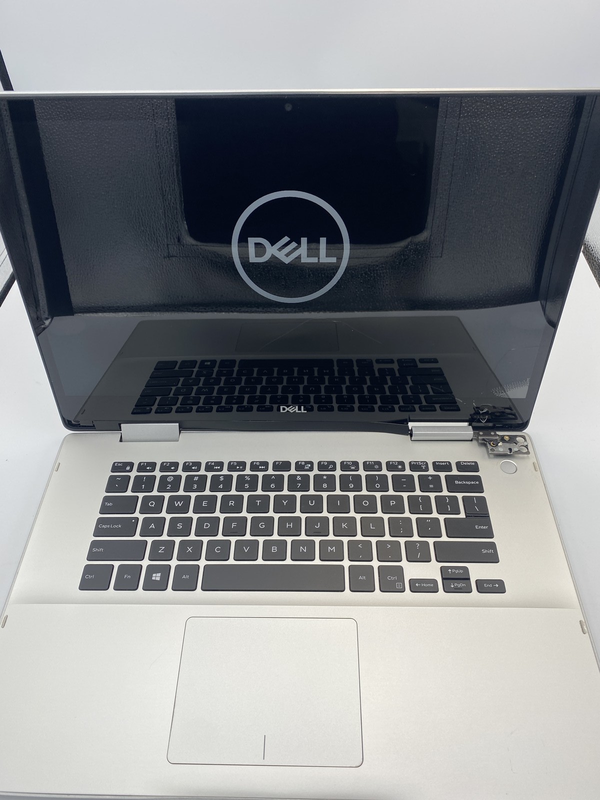 Dell Inspiron 5591 2-in-1 (2019) Intel(R) Core(TM) i7-10510U CPU @ 1.80GHz 16GB gallery
