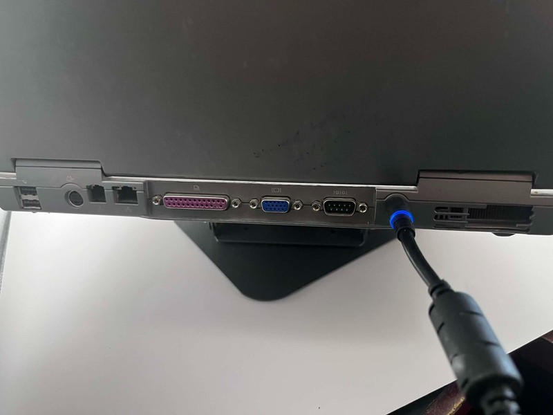 Vintage Dell Laptop Windows XP 30GB 1GB RS232 PARALLEL & Serial Com Port,Grade B gallery