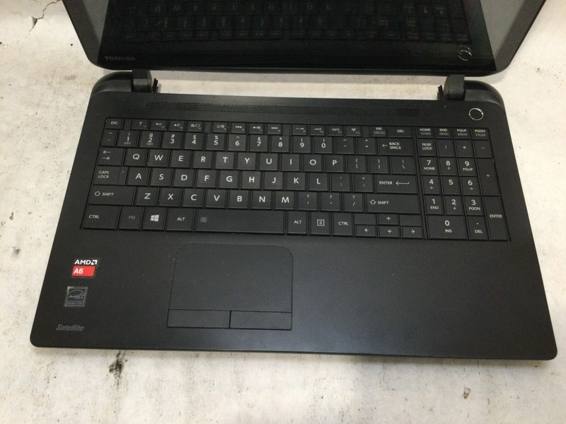 Toshiba Satellite C55Dt-B5128 17.3” / AMD A6 / (POWER DEAD/MISSING PARTS!) -MR gallery