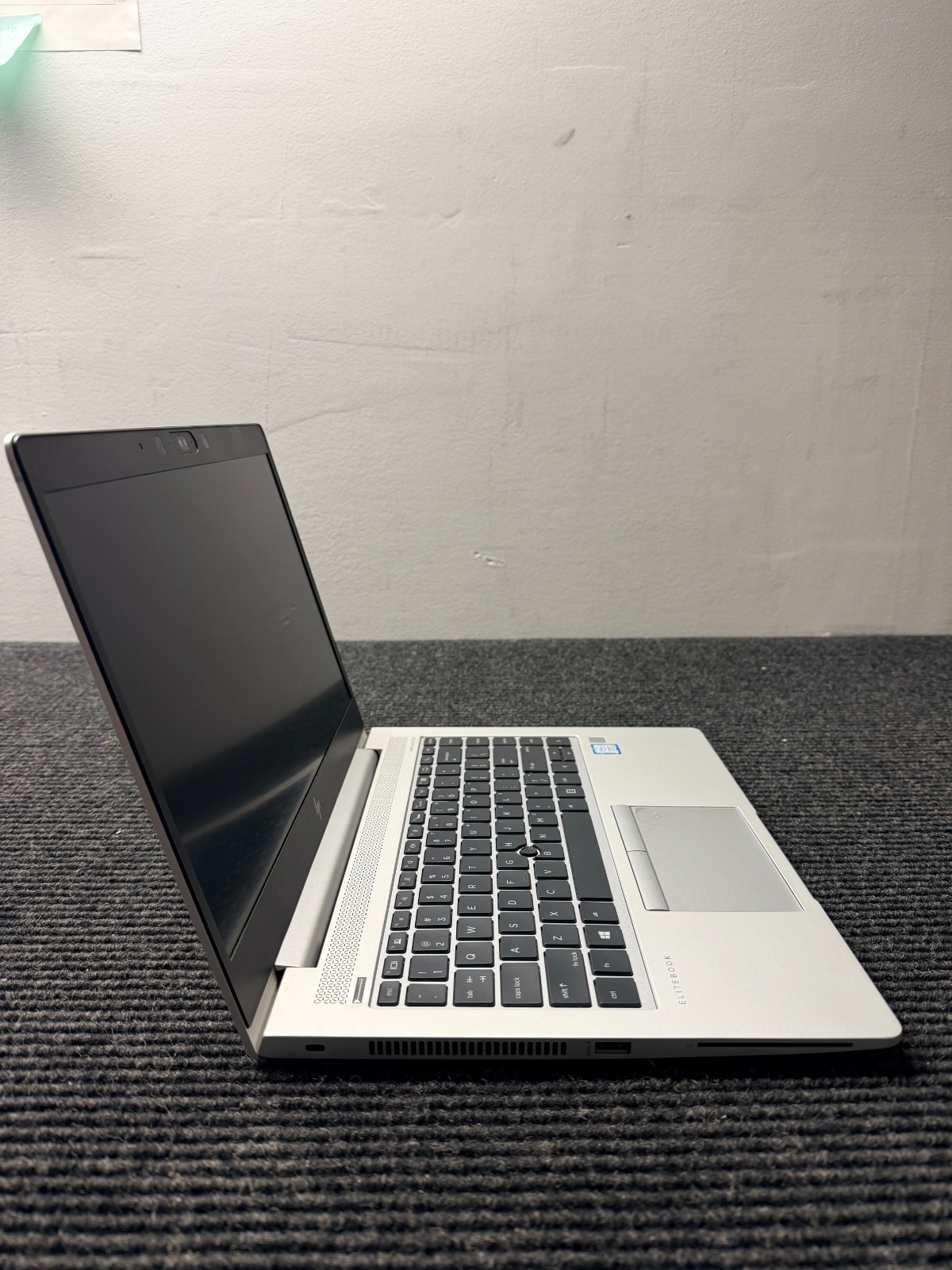 HP EliteBook 840 G5 14'' (512GB SSD Intel Core i7-8550U 4GHz 16GB RAM) Laptop - gallery