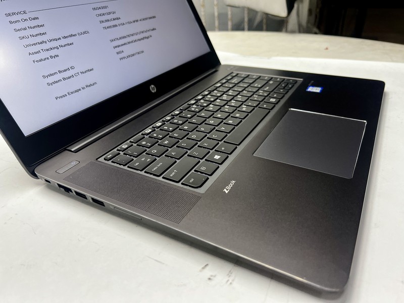 HP ZBook Studio G3, intel Xeon, 16GB, 512GB, Windows 11 Pro, Quadro M1000M gallery
