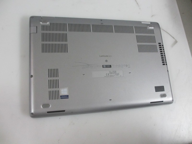 Dell Latitude 5411 14" i5-10400H 2.6GHz 16GB/240GB M2 SSD NOOS Laptop + AC gallery