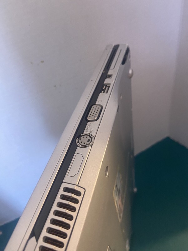 Sony Vaio laptop Vgn-Fz-140E 40GB HDD 2GB RAM 1.8GHZ Missing CD Cover. gallery